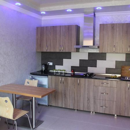 Oldbatumi Apartment Екстер'єр фото