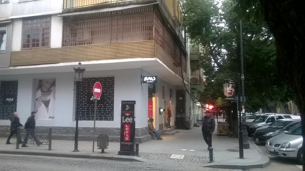 Oldbatumi Apartment Екстер'єр фото