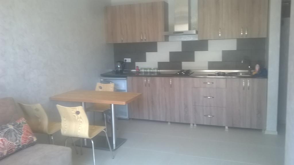 Oldbatumi Apartment Екстер'єр фото