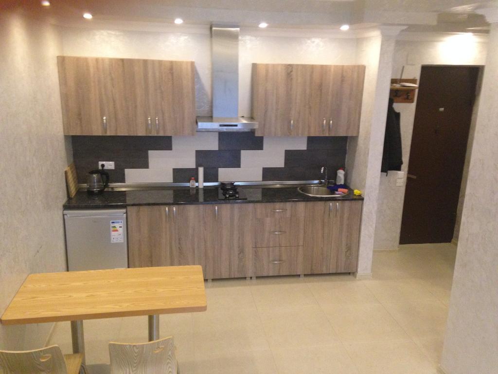 Oldbatumi Apartment Екстер'єр фото