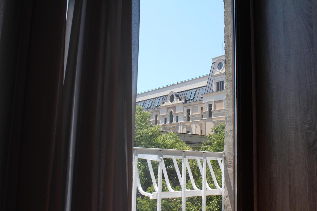 Oldbatumi Apartment Екстер'єр фото