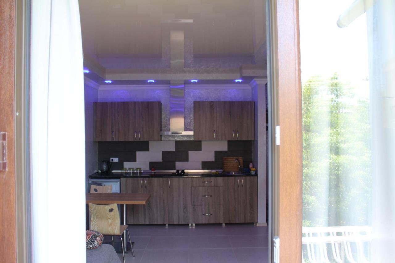 Oldbatumi Apartment Екстер'єр фото