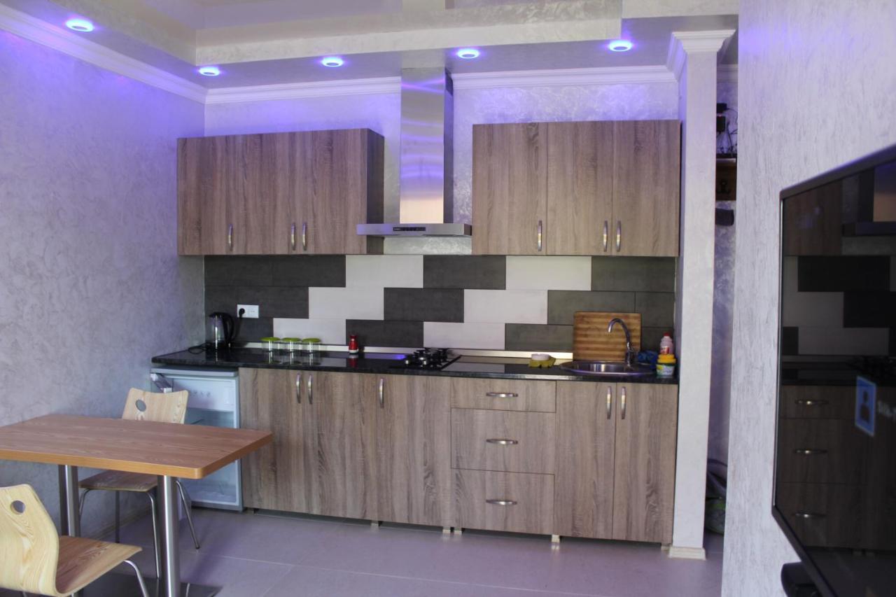 Oldbatumi Apartment Екстер'єр фото
