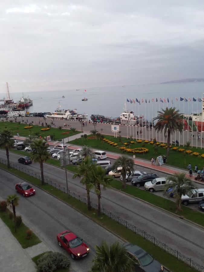Oldbatumi Apartment Екстер'єр фото